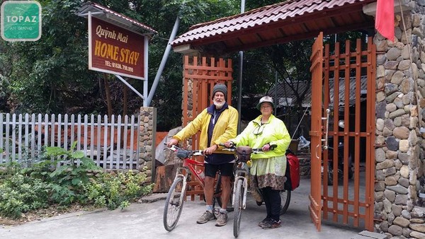 Homestay Bắc Kạn này nằm xen giữa những cánh đồng lúa của người dân địa phương