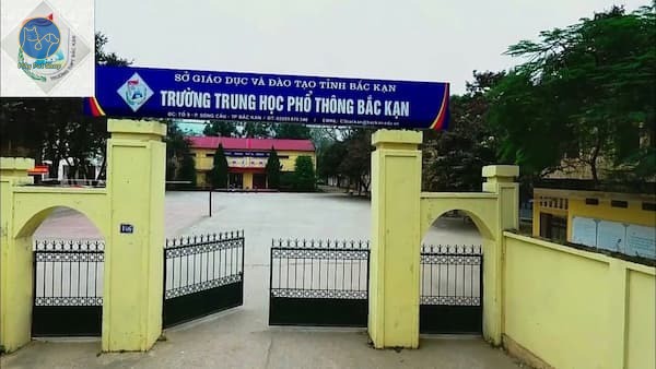 Trường THPT Bắc Kạn đã có hơn 50 năm hoạt động với sự nghiệp trồng người